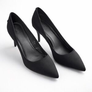 Simply Vera by Vera wang Black Women's Heels
